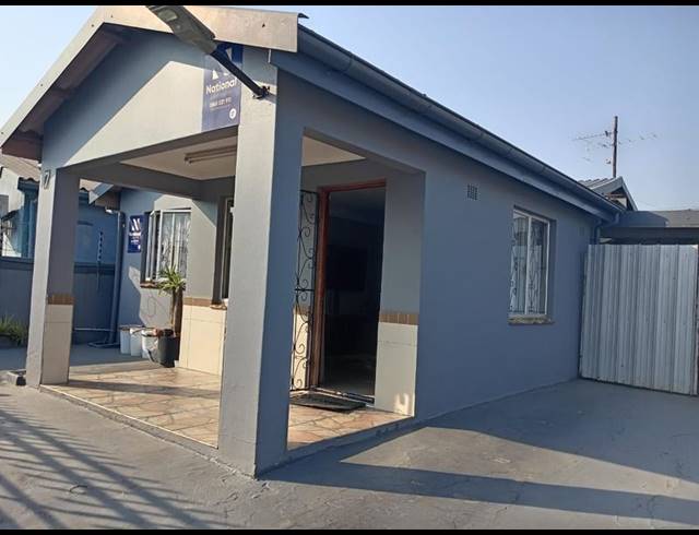 4 BEDROOM HOUSE FOR SALE IN TRENANCE MANOR